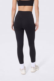 TLC V Waistband Legging in Jet Black